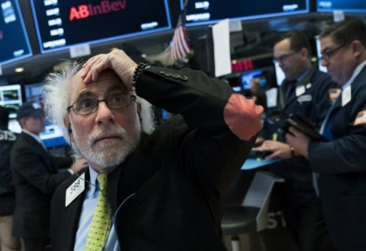 Wall Street se hunde a medida que el rally mundial disminuye el ritmo