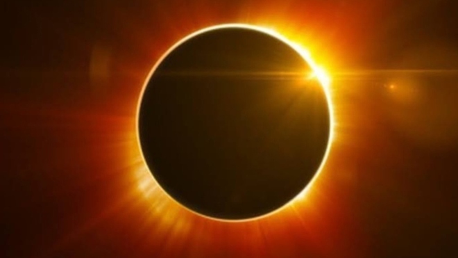 Fotos impresionantes del eclipse solar que oscureció los cielos en varios continentes