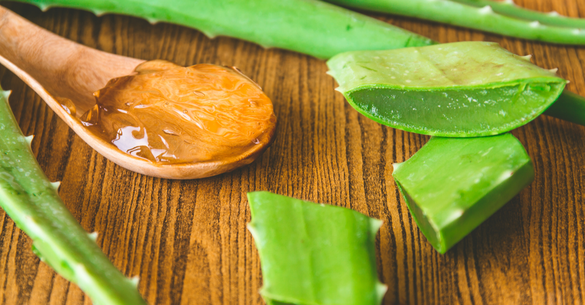 MASCARILLAS DE ALOE VERA PARA DESMANCHAR TU ROSTRO.