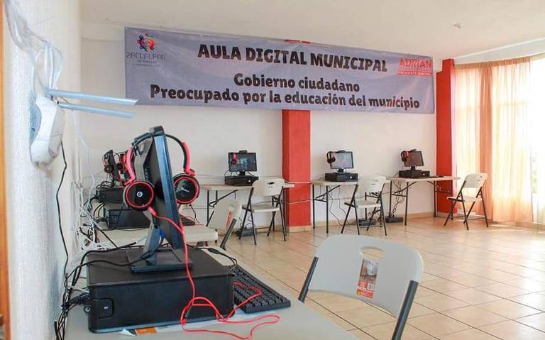 Tiene Zacualpan 2 aulas digitales