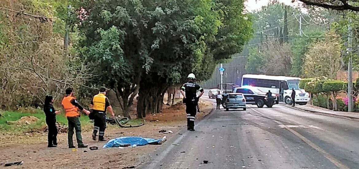 Huye conductor tras matar a automovilista en Cuernavaca