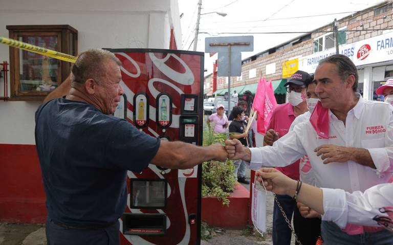 Candidatos por la alcaldía de Cuernavaca proponen y caminan