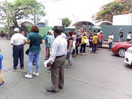 Cierran avenida por falta de vacunas en Cuernavaca