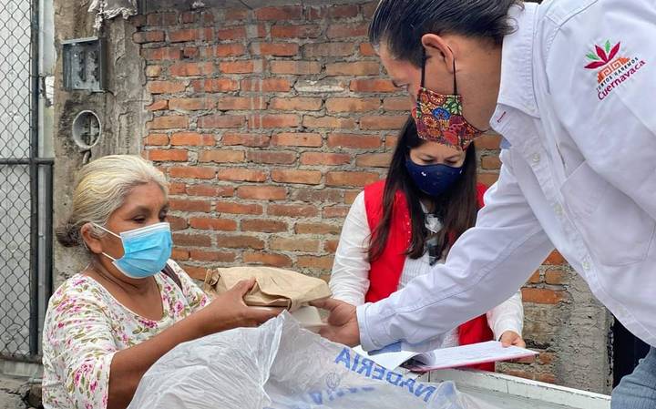 En Cuernavaca: Comida caliente y sobre ruedas