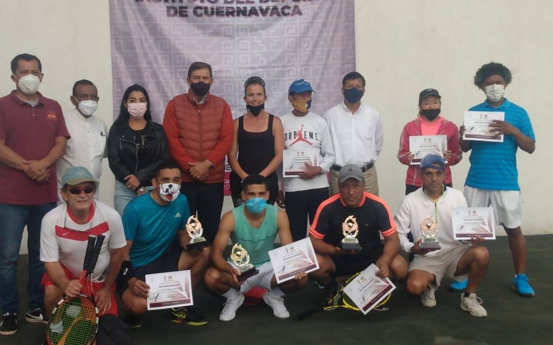 Ayuntamiento de Cuernavaca premia a ganadores del Torneo Abierto de Tenis