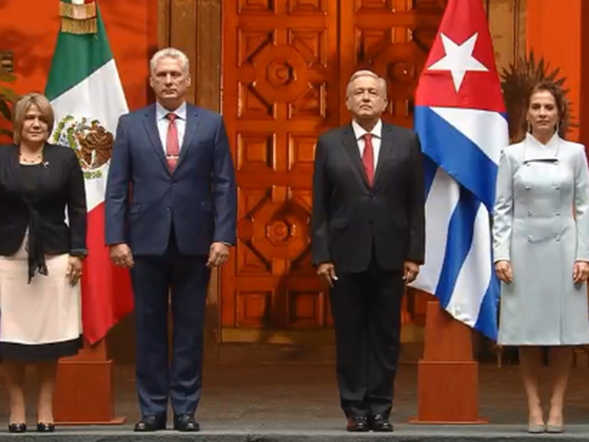 López Obrador y Díaz-Canel se reúnen en Palacio Nacional