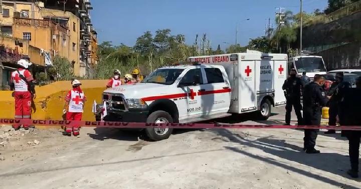 Roba laptop, cae a barranca y muere ladrón en Cuernavaca