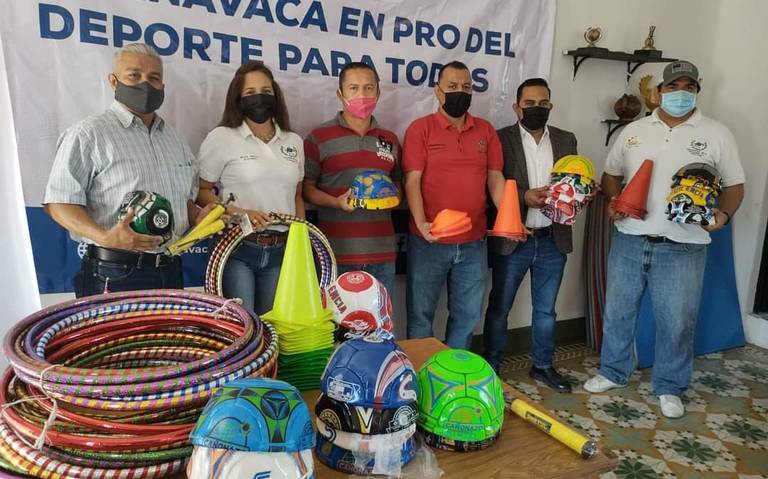 Deporte Cuernavaca recibe donación de material de activación