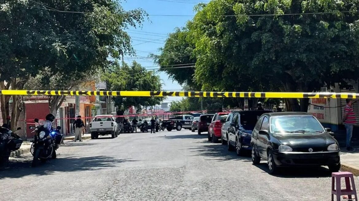 Asesinan a balazos a una mujer en Cuernavaca; atacante se quitó la vida