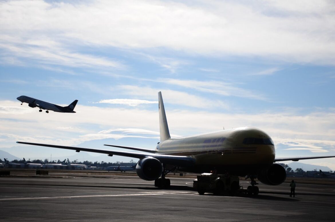 Renuncia director del aeropuerto de Cuernavaca