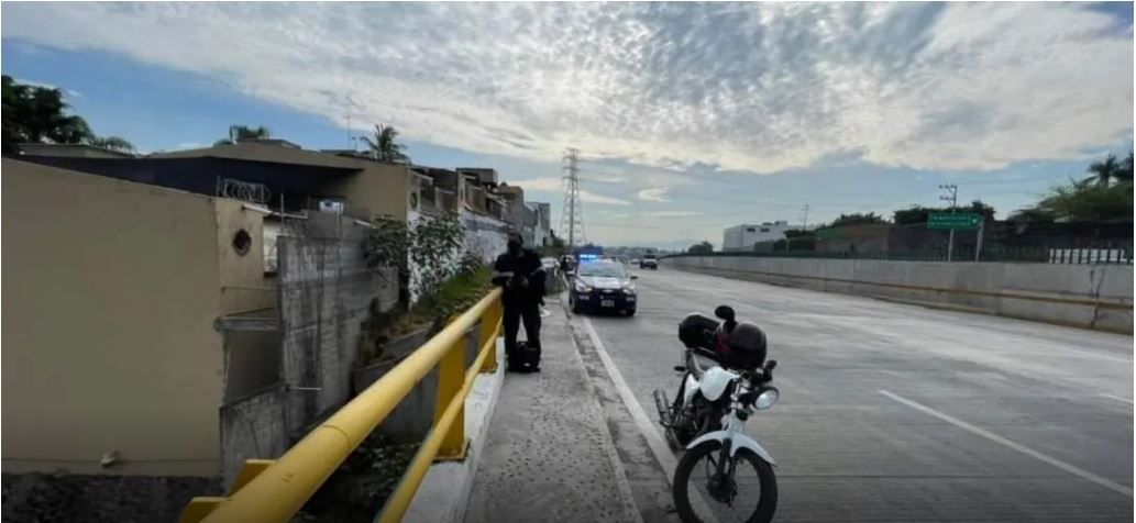 Cuernavaca: Encuentran cadáver bajo el puente de Tabachines