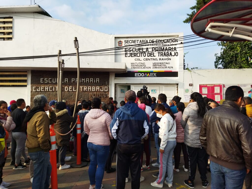 Alumnos de sexto de primaria abusan de niño de primer grado; graban violación y la suben a Tiktok