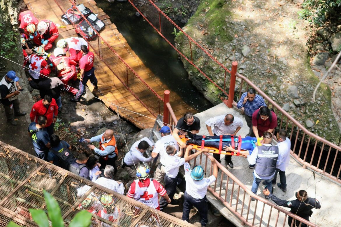 Cuernavaca: Colapso de puente colgante, despiden a 3 funcionarios del ayuntamiento