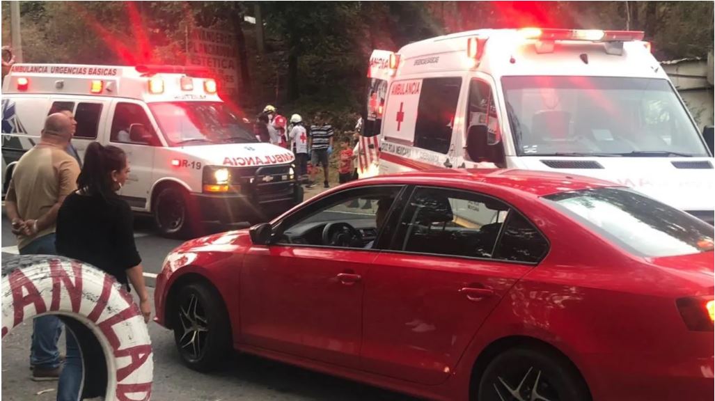 Accidente deja 10 personas lesionadas en la México-Cuernavaca