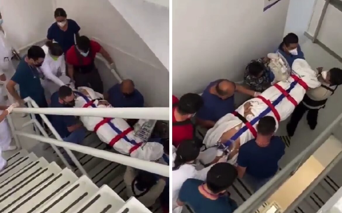 Morelos: Trasladan a paciente por escaleras de hospital, acusan que elevadores no servían