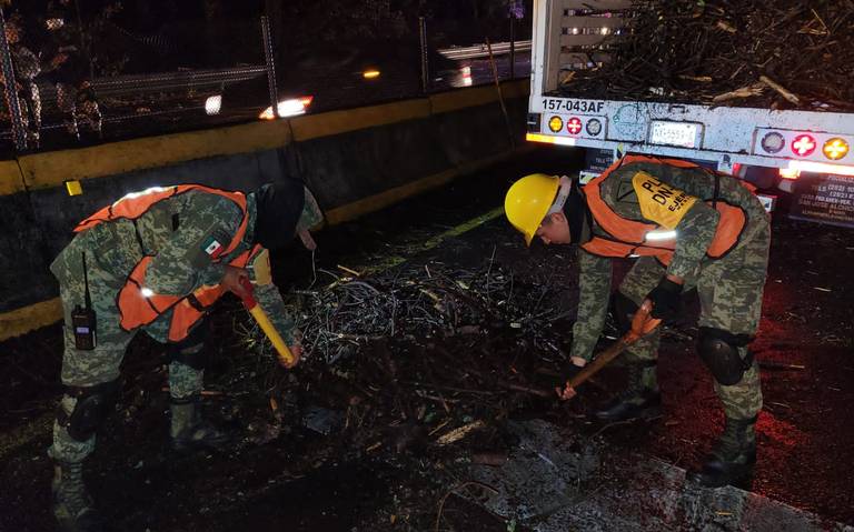 Lluvia afecta vialidad: Cuernavaca