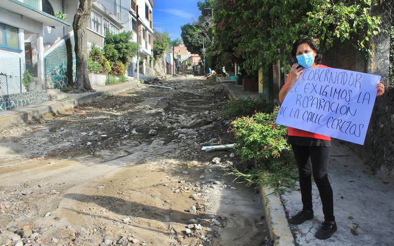 Celeridad en trabajos piden vecinos de San Antón y Sacatierra