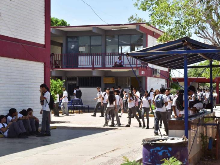 En Morelos no se ha considerado modificar horarios por calor, señala Educación