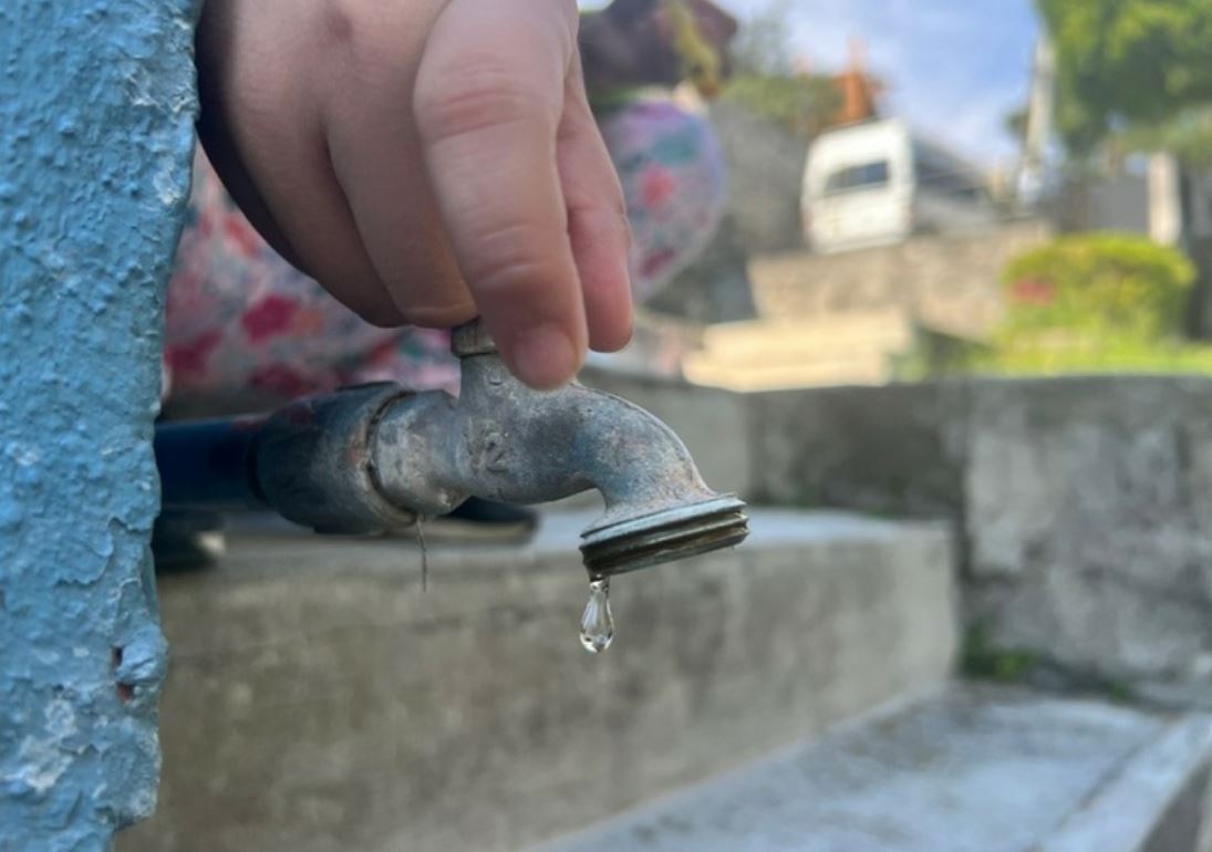 Denuncian desabasto de agua desde hace 6 días en Cuernavaca