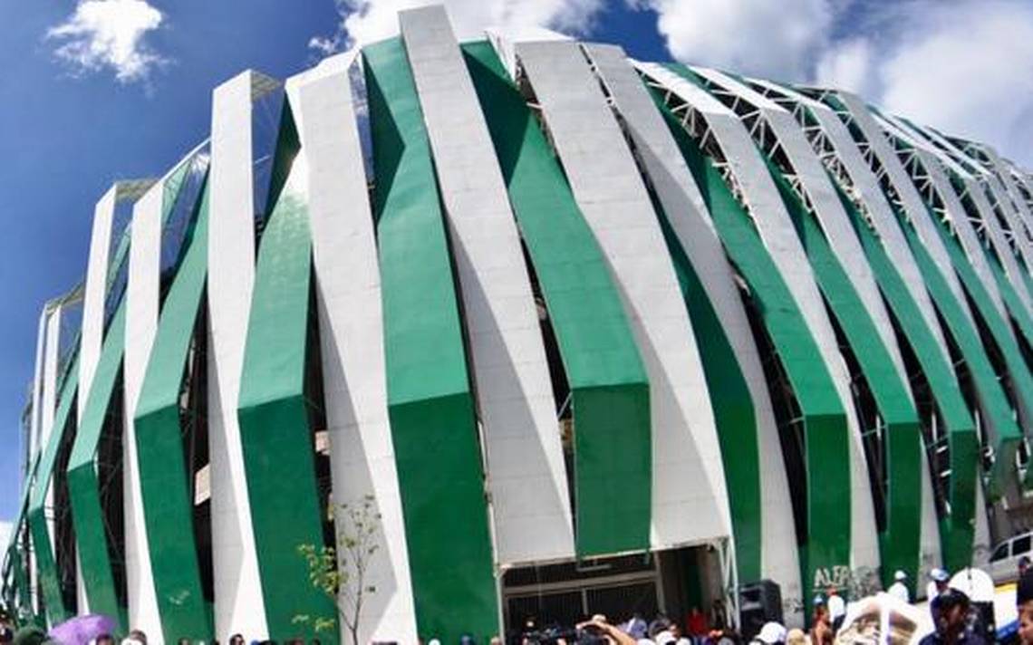 Se desploma estructura del estadio Agustín ‘Coruco’ Díaz en Zacatepec, Morelos