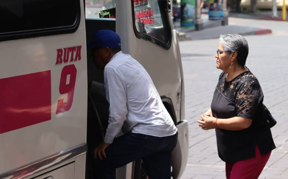 Cuernavaca refuerza seguridad; policía suben a rutas