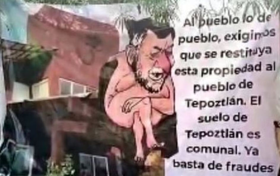 Comuneros se manifiestan afuera de la casa de Noroña en Morelos