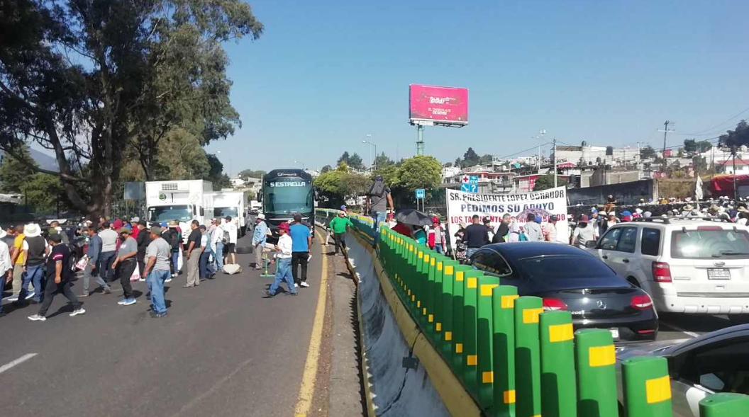 Bloquean la México Cuernavaca y desatan el caos al sur de CDMX