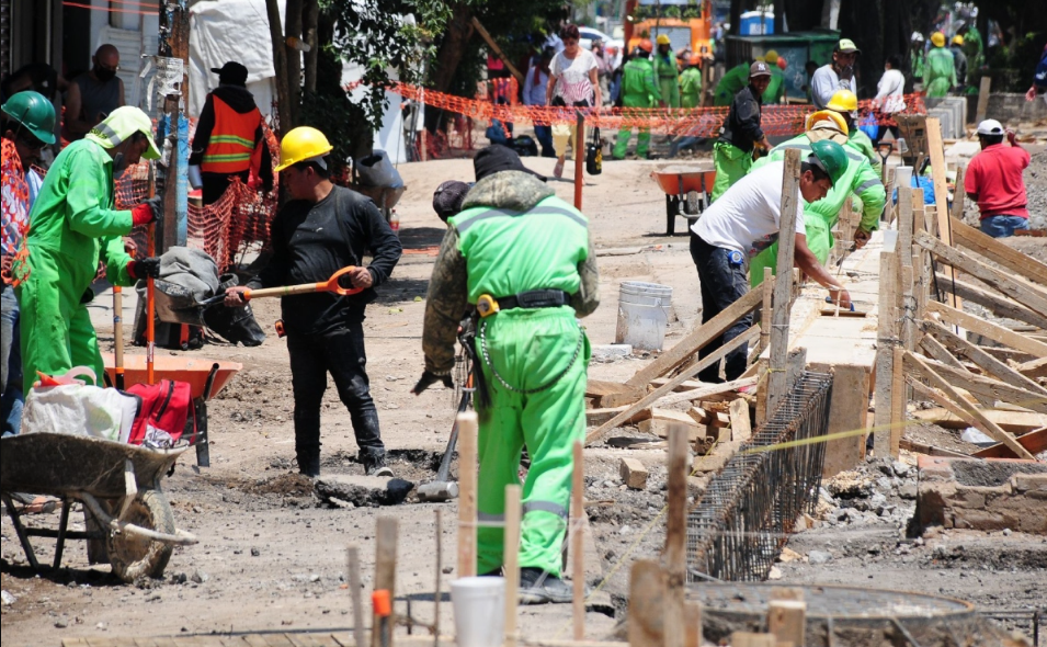 Enciende alarmas entre empresarios la reducción de la jornada laboral
