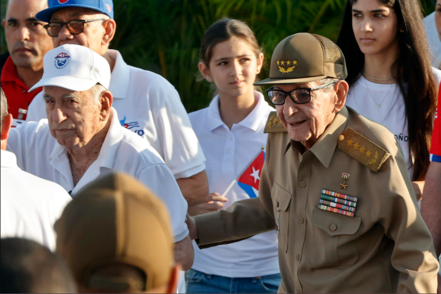EU presenta cargos penales contra el expresidente cubano Raúl Castro
