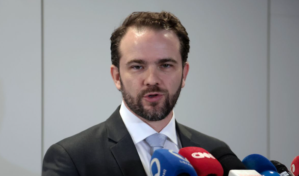 Ministro brasileño llama «payaso» a Milei tras insultos contra Lula y autoridades de Brasil