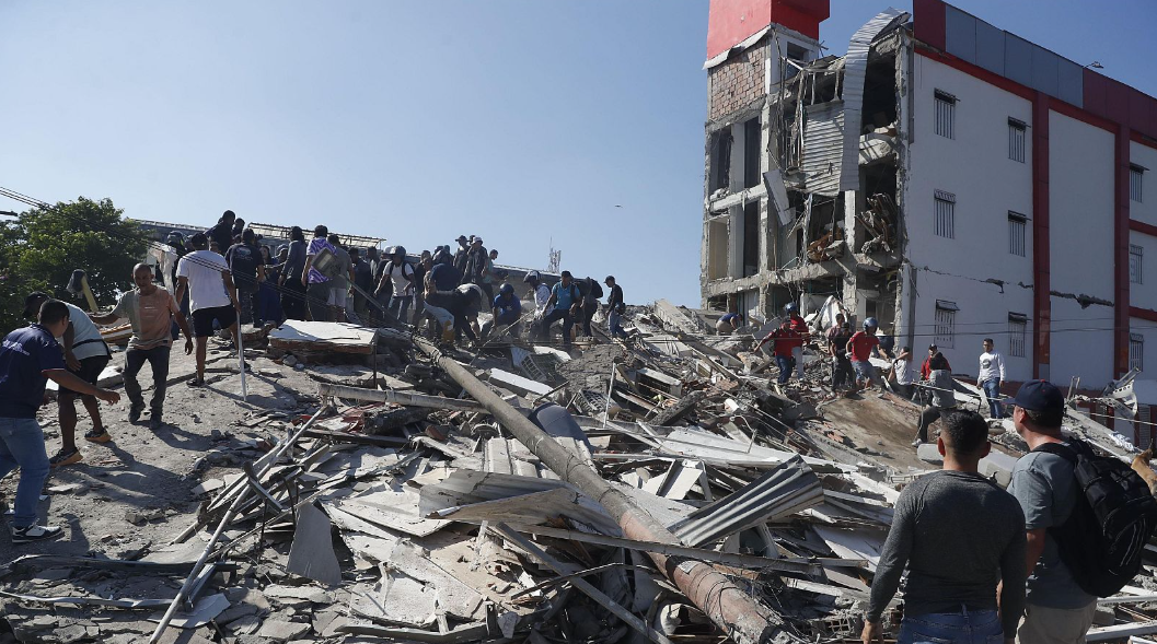 Un temblor mortal de magnitud 7,4 sacude el oeste de Colombia y afecta varias ciudades del país