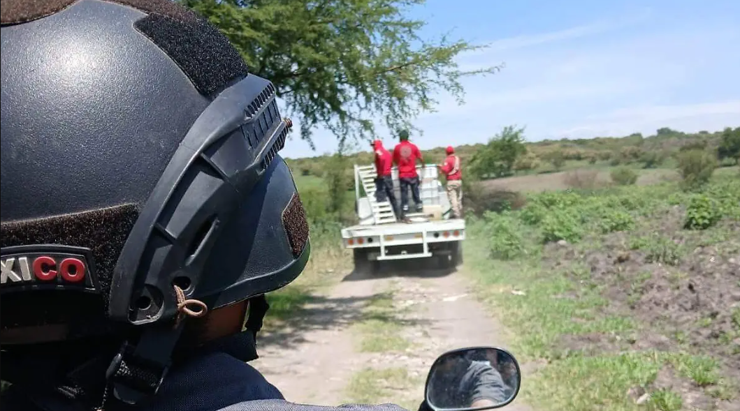 Hallan a paracaidista colombiano sin vida en Puente de Ixtla, Morelos